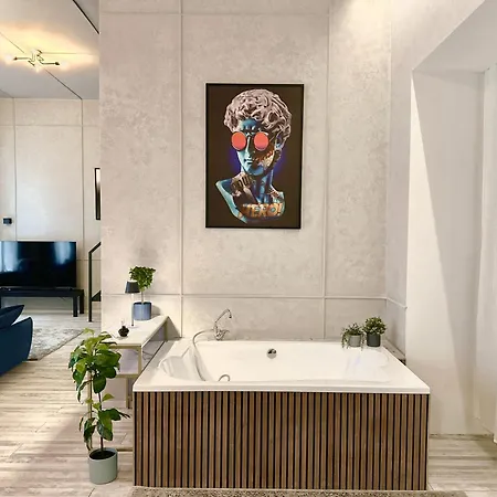 Izabella Downtown Delight Apartment